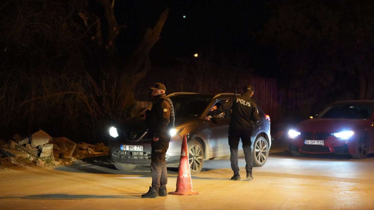 Menteşe’de Yılbaşı Öncesi Asayiş ve Trafik Denetimleri Artırıldı 13